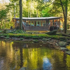 Rock-N-Creek Cabin