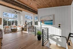 Cool Creek Modern - Image 5