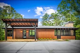 Cool Creek Modern - Image 2