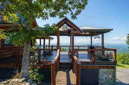 Cloud Top Lodge - Image 5