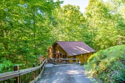 Crooked Lane Cabin - Image 4