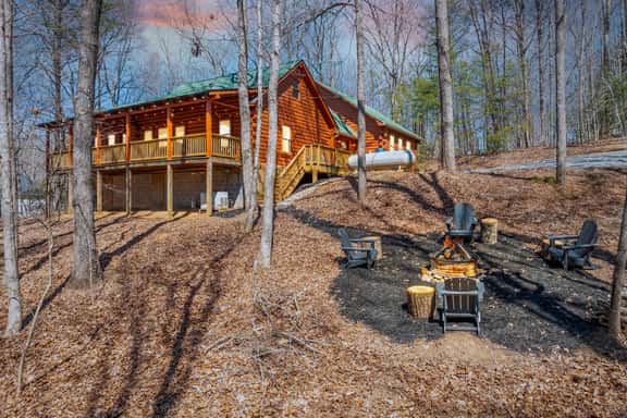 Great Day Lodge - Image 1