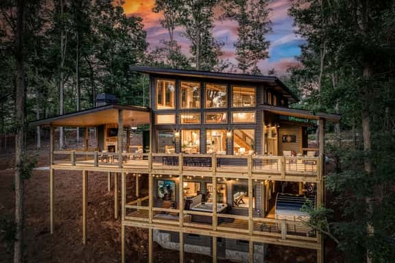 530Mountain Trace-Cherry Log- - Image 1