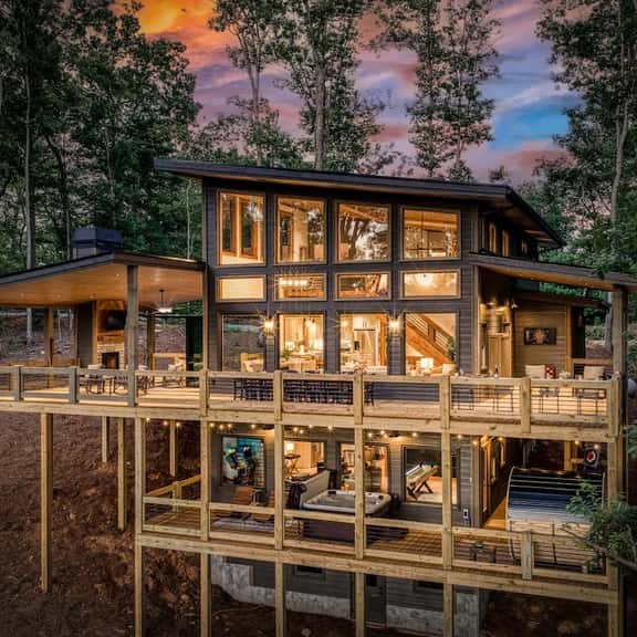530Mountain Trace-Cherry Log- - Image 1