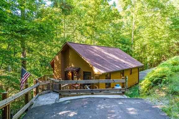 Crooked Lane Cabin - Image 5