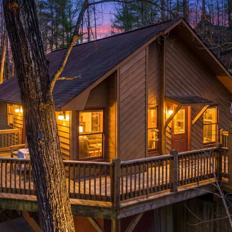 Crooked Lane Cabin